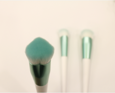 化妝刷一般都有哪些材質(zhì)呢？