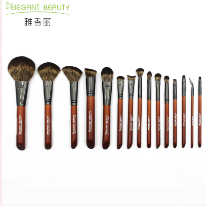 化妝刷套裝哪個好？挑選化妝刷都有哪些小技巧？