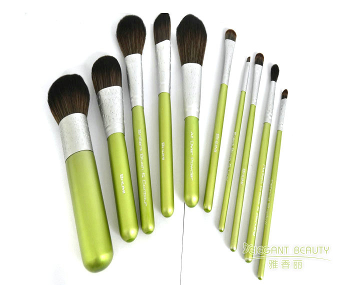 化妝刷套裝：是否支持客戶自行組合刷子款式進行定制？